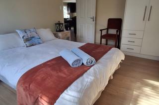 3 Bedroom Property for Sale in Hartenbos Central Western Cape